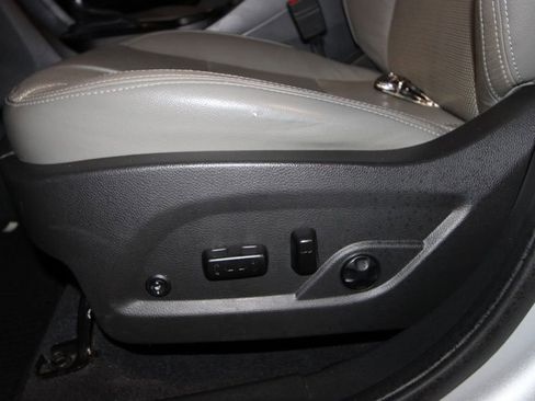 Used 2017 Hyundai Santa Fe Sport image 7