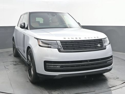 Used 2024 Land Rover Range Rover SE AWD/4WD image 10