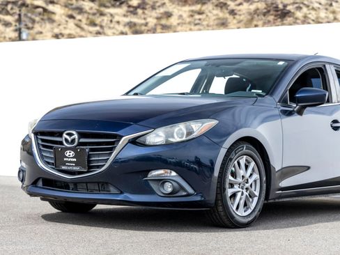 Used 2016 MAZDA MAZDA3 i Touring FWD image 6