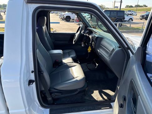 Used 2007 Ford Ranger STX RWD image 9