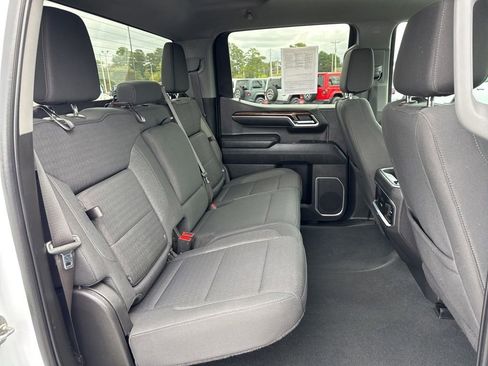 Used 2023 GMC Sierra 1500 Elevation image 18