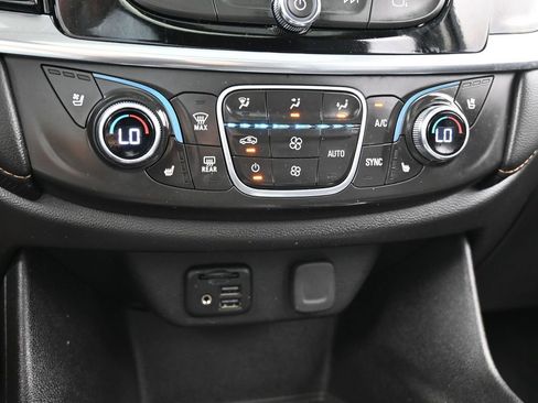 Used 2021 Chevrolet Traverse Premier w/ Redline Edition image 37