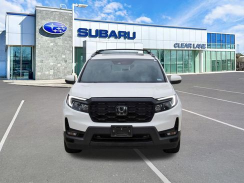 Used 2023 Honda Passport EX-L image 2