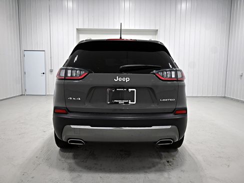 Used 2019 Jeep Cherokee Limited AWD/4WD image 34