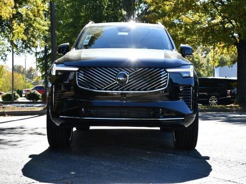 New 2026 Volvo XC90 B6 Plus w/ Protection Package Premier AWD/4WD image 2