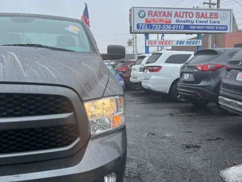 Used 2019 RAM 1500 Express image 4