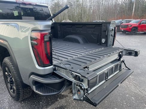 Certified 2024 GMC Sierra 2500 AT4 w/ Technology Package image 15