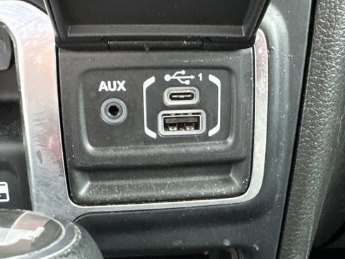 Used 2024 Jeep Wrangler Sport AWD/4WD image 24