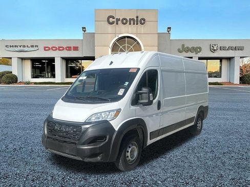 Used 2024 RAM ProMaster 2500 FWD image 7