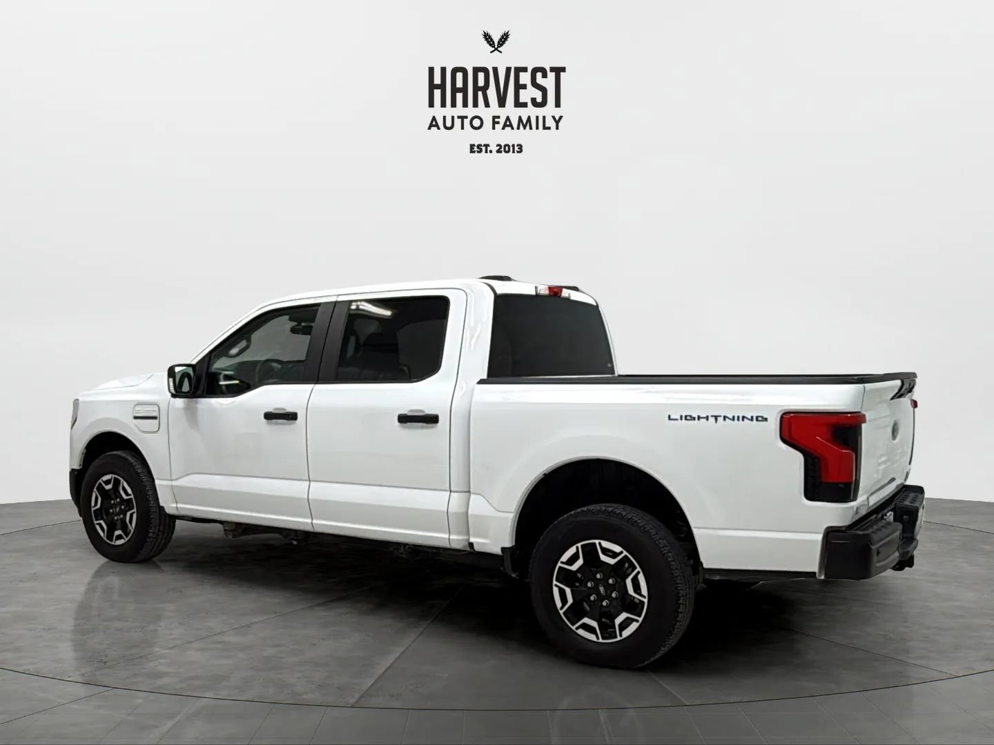 Used 2022 Ford F150 Lightning Pro w/ Tow Technology Package AWD/4WD image 3