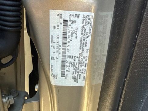 Used 2015 Ford Focus SE w/ SE Sport Package FWD image 54