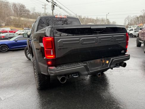 Used 2018 Ford F150 Raptor w/ Equipment Group 802A Luxury AWD/4WD image 18