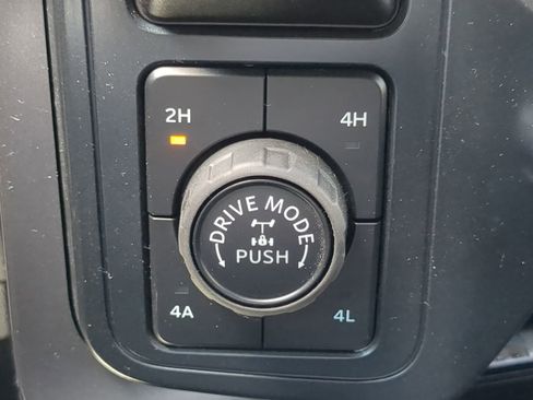 New 2025 Ford F150 Lariat w/ Equipment Group 502A High image 55