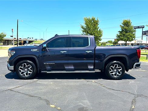 Used 2023 GMC Sierra 1500 SLT AWD/4WD image 5