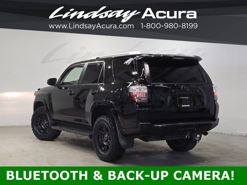 Used 2014 Toyota 4Runner SR5 image 4