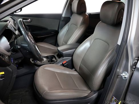 Used 2017 Hyundai Santa Fe Sport image 11