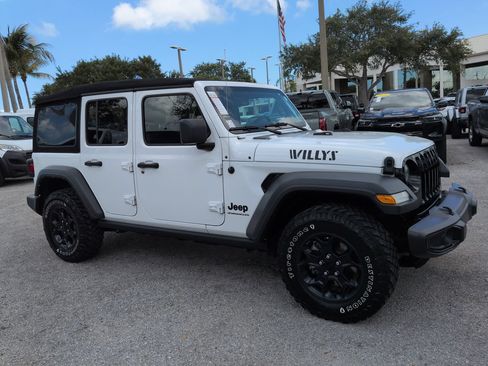 Used 2023 Jeep Wrangler Unlimited Sport AWD/4WD image 2