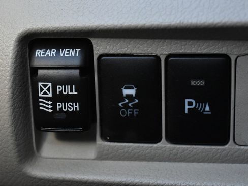 Used 2020 Toyota Sienna XLE Premium image 23