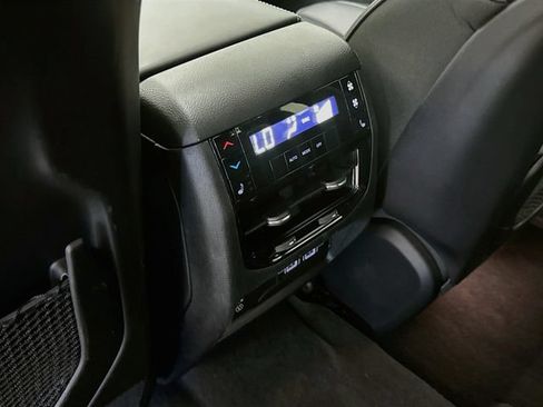 Used 2025 Jeep Grand Cherokee L Overland w/ Advanced Protech Group III AWD/4WD image 27
