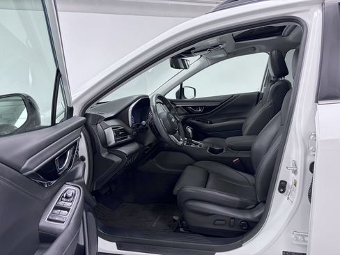 Used 2024 Subaru Outback Limited AWD/4WD image 12