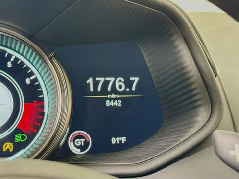 Used 2018 Aston Martin DB11 V12 image 18