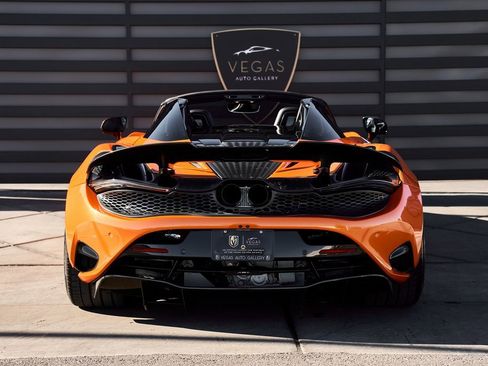 Used 2024 McLaren 750S Spider image 26