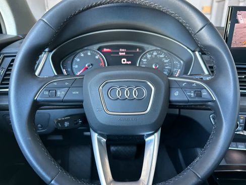 Used 2023 Audi Q5 2.0T Premium w/ Convenience Package image 23