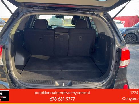 Used 2014 Kia Sorento LX image 17
