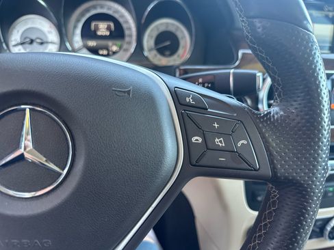 Used 2015 Mercedes-Benz GLK 350 4MATIC image 21