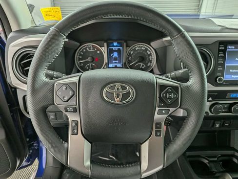 Used 2022 Toyota Tacoma SR5 w/ Technology Package RWD image 13