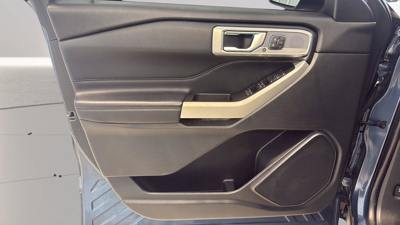Certified 2020 Ford Explorer Limited AWD/4WD image 20