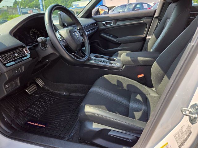 Used 2025 Honda Civic Sport image 10