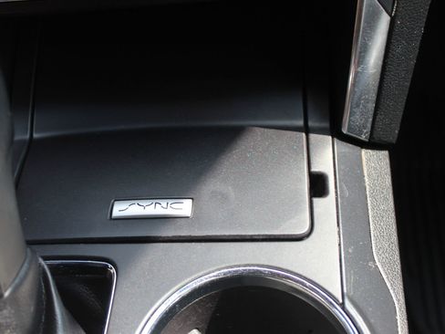 Used 2019 Ford Explorer Sport w/ Equipment Group 401A AWD/4WD image 35