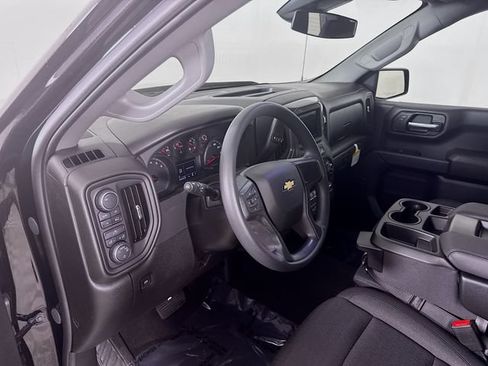 Used 2026 Chevrolet Silverado 1500 Custom AWD/4WD image 10
