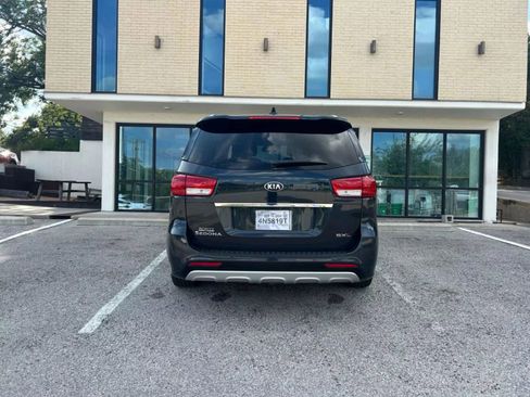 Used 2016 Kia Sedona SX Limited image 5