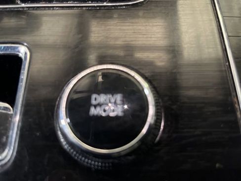 Used 2023 Lincoln Aviator Reserve w/ Equipment Group 201A AWD/4WD image 21