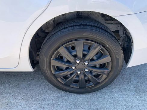 Used 2014 Toyota Corolla S FWD image 23