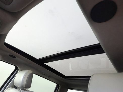 Used 2025 Ford F350 Platinum w/ Platinum Plus Package image 34