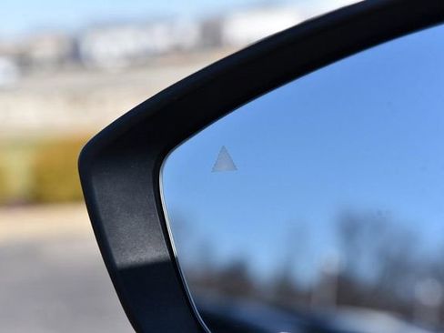 Used 2024 MAZDA CX-50 AWD 2.5 S w/ Preferred Package image 9