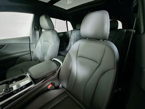 New 2026 Audi Q8 Premium Plus AWD/4WD image 21