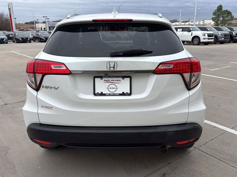 Used 2020 Honda HR-V EX image 7