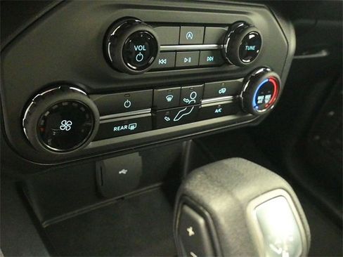 New 2026 Ford Bronco 2-Door image 14