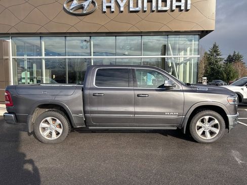 Used 2021 RAM 1500 Limited image 2