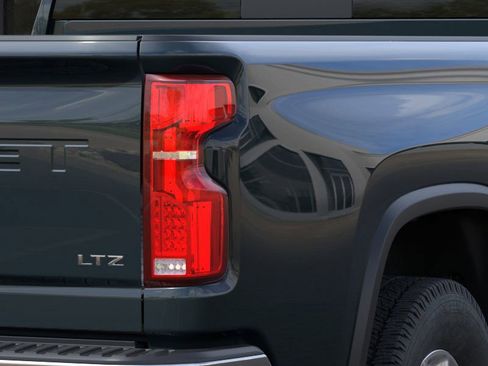 New 2026 Chevrolet Silverado 3500 LTZ w/ LTZ Convenience Package AWD/4WD image 11