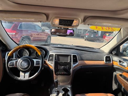Used 2013 Jeep Grand Cherokee Overland image 13