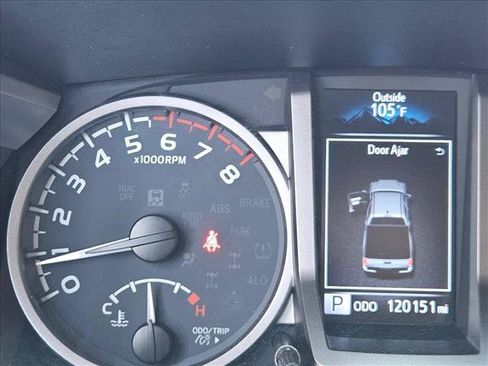 Used 2022 Toyota Tacoma SR5 w/ SR5 Appearance Package (SM) RWD image 12