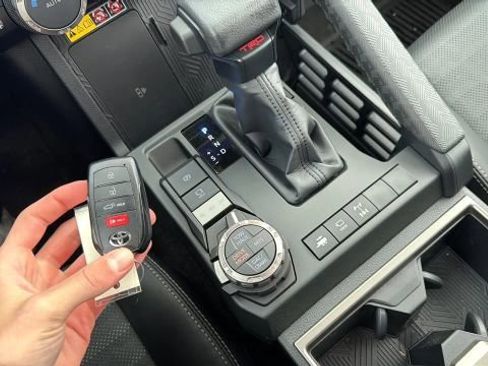 Used 2025 Toyota 4Runner TRD Off-Road Premium w/ Tow Technology Package image 27