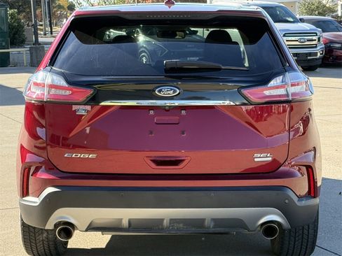 Certified 2019 Ford Edge SEL w/ Equipment Group 201A image 6