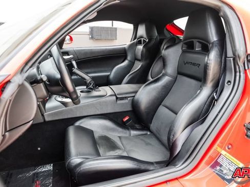 Used 2006 Dodge Viper SRT-10 RWD image 4
