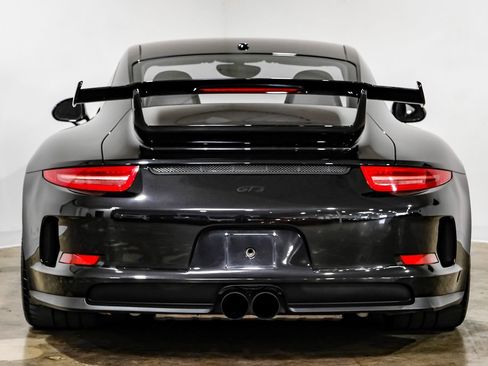 Used 2014 Porsche 911 GT3 w/ Sound Package Plus image 8